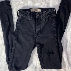 Hollister Super Skinny High-Rise Jeans Black